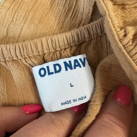 Old Navy size LARGE tan top, puffy sleeve-elastic cuff - Picture 8 of 13
